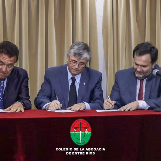 Se firmó un acta compromiso por un nuevo edificio