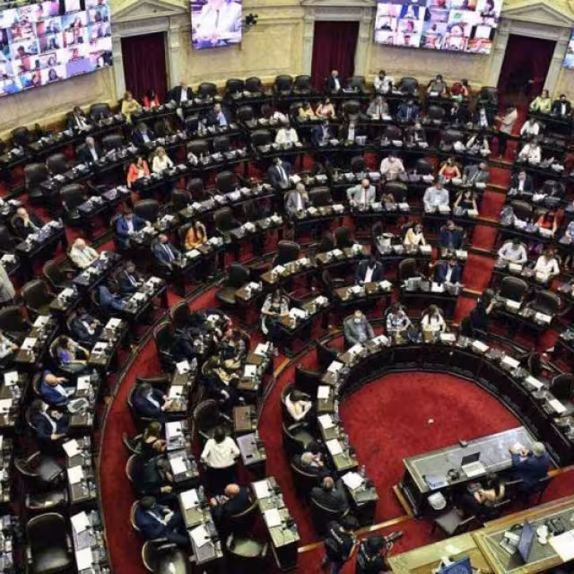 Rechazo a los divorcios administrativos